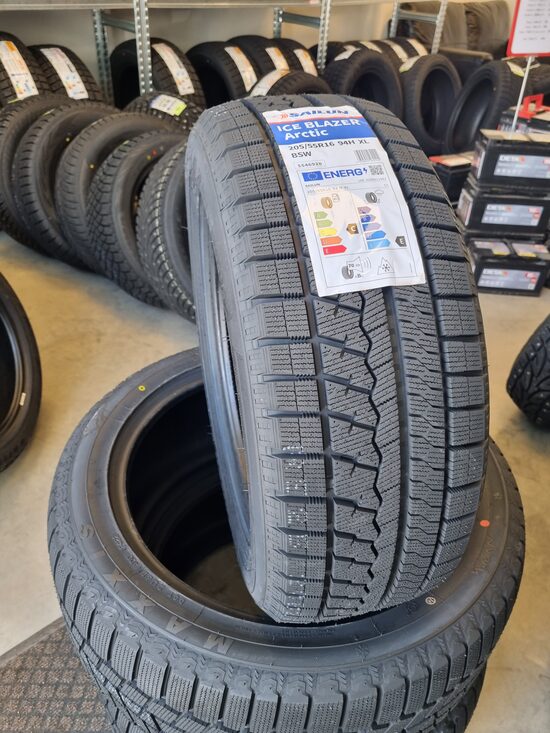 205/55R16 Sailun Arctic